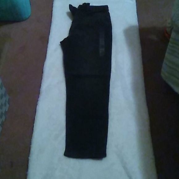 Jeans - Picture 3 of 4